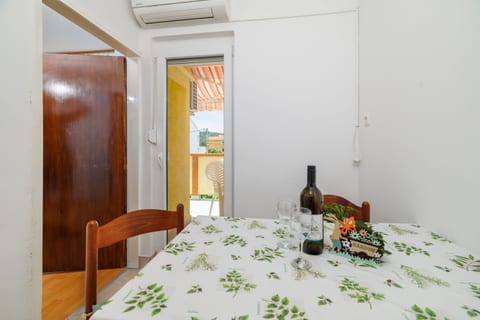 Apartments Milorad M - Unit 370165-13