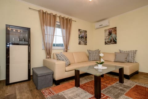 Apartments Spomenka Zvonko - Unit 370183-13