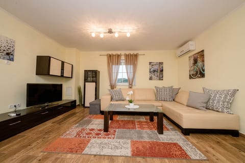 Apartments Spomenka Zvonko - Unit 370183-13