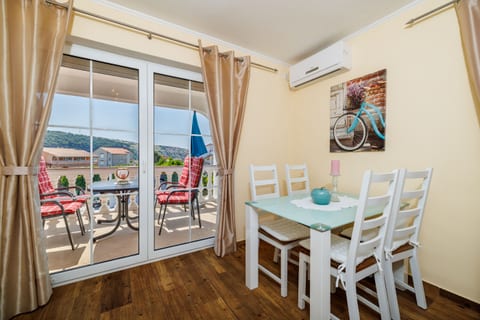 Apartments Spomenka Zvonko - Unit 370184-13