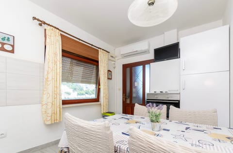 Apartments First row - Unit 370190-13