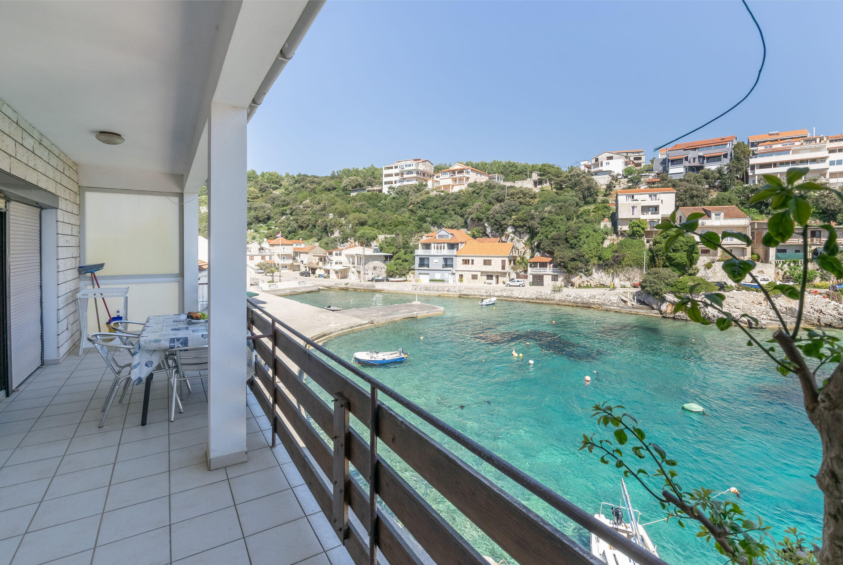 Apartments First row - Unit 370191-13