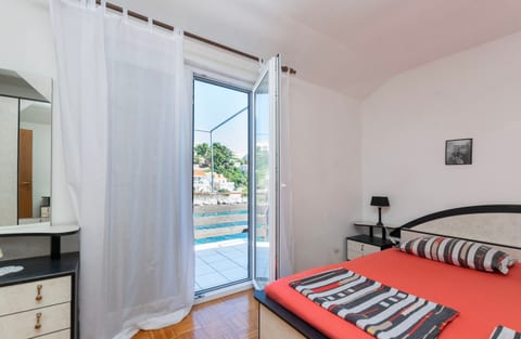 Apartments First row - Unit 370194-13