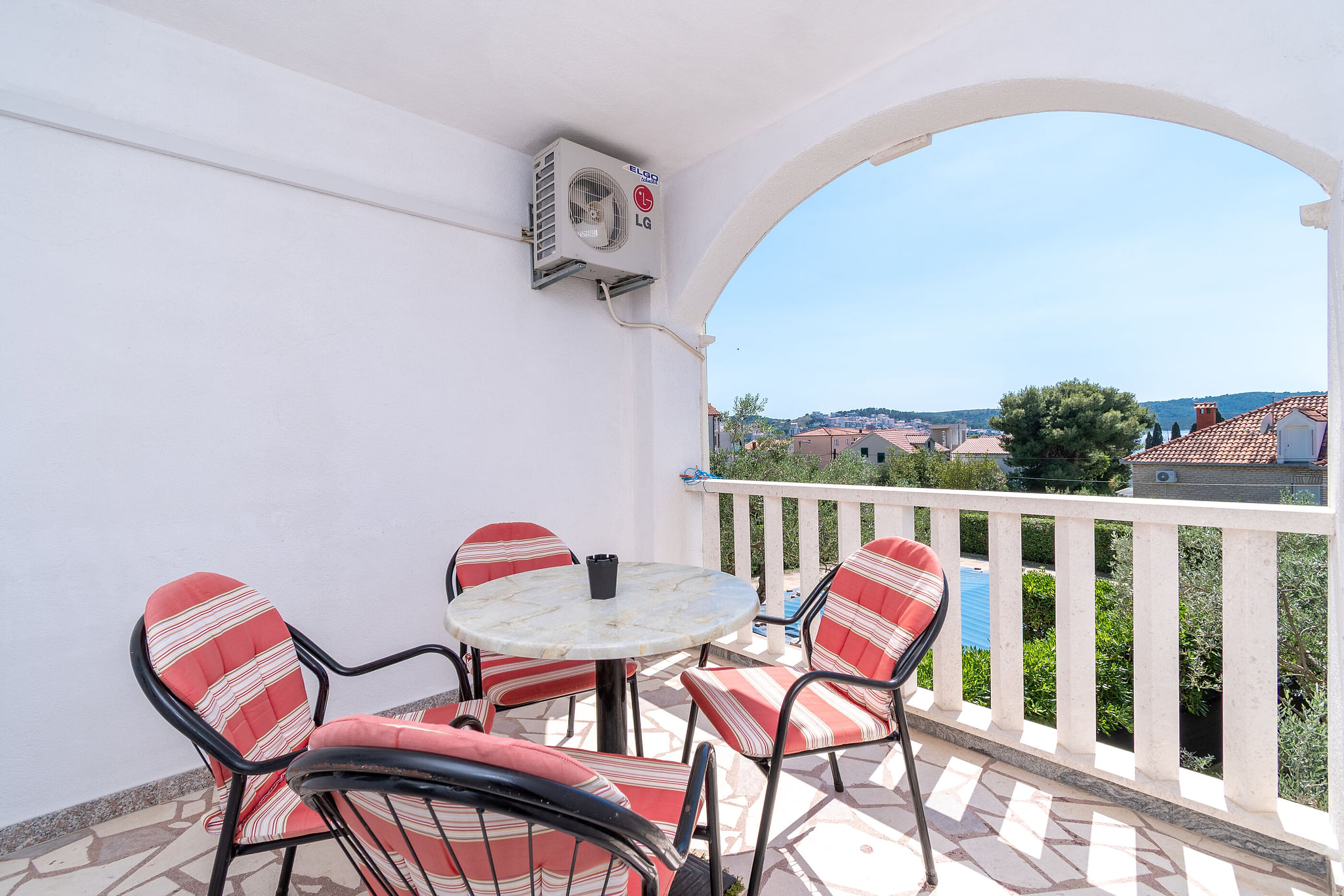 Apartments Jadran - Unit 370218-13