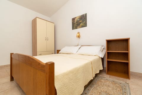 Apartments Mirjana - Unit 370235-13