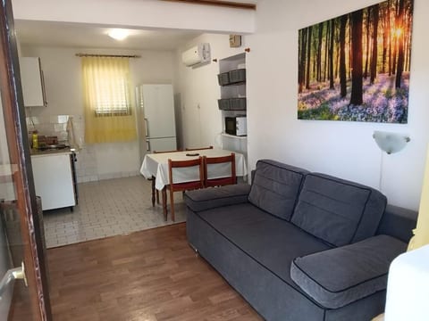 Apartments Mirjana - Unit 370256-13