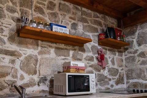 House Wood - Unit 370286-13