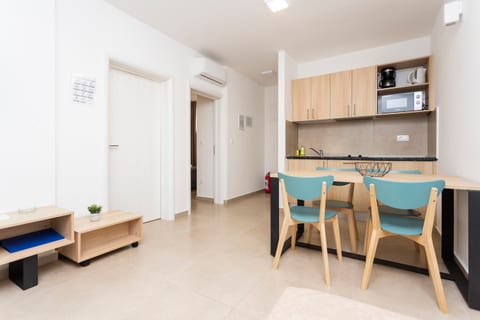 Apartments Medena - Unit 370295-13