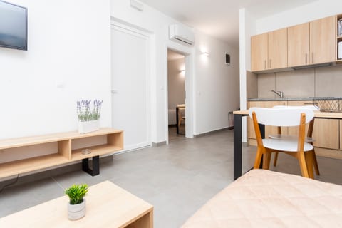 Apartments Medena - Unit 370303-13