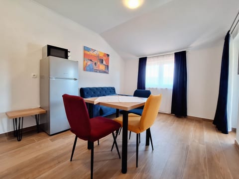 Apartments Dijana - Unit 370289-13