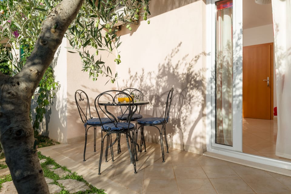 Apartments Villa Vallum - Unit 370316-13 - Croatia
