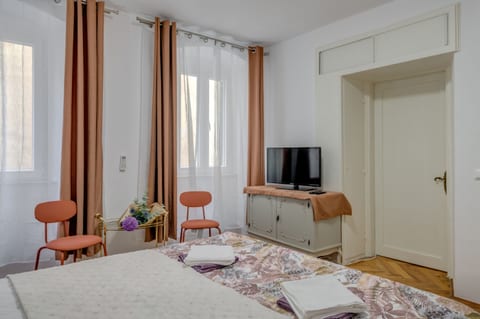 Apartment Mirta - Unit 370350-13