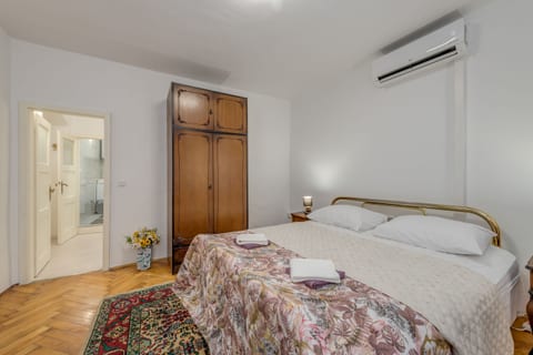 Apartment Mirta - Unit 370350-13