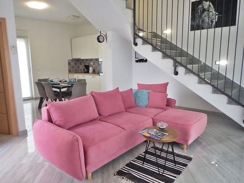 Apartment Azeret sa bazenom - Unit 370353-13