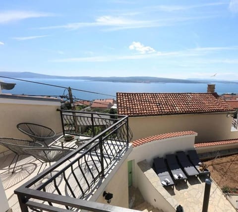 House Ivona - Unit 370366-13