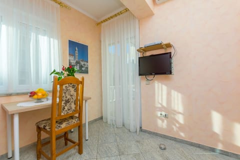 Apartments Tonko - Unit 370378-13