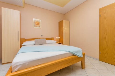 Apartments Tonko - Unit 370384-13