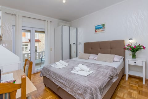 Apartments Tonko - Unit 370379-13