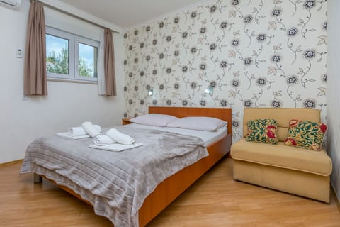 Apartments Tonko - Unit 370380-13