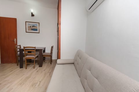 Apartments Nautical Nest - Unit 370395-13