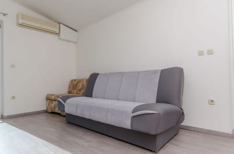 Apartments Modric - Unit 370398-13