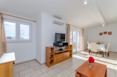 Apartments Modric - Unit 370400-13