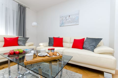 Apartment Gilda Lux - Unit 370475-13