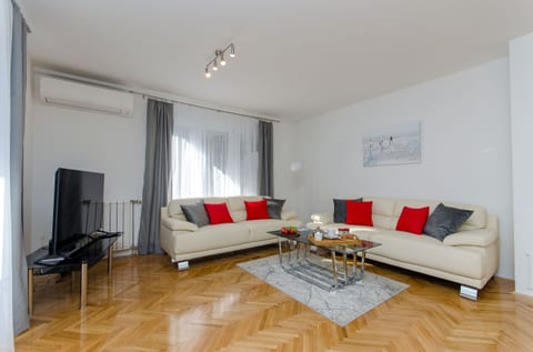 Apartment Gilda Lux - Unit 370475-13