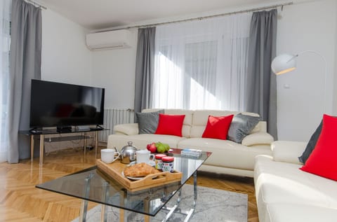 Apartment Gilda Lux - Unit 370475-13