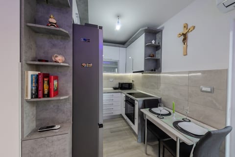 Apartment Monika - Unit 370518-13