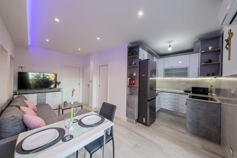Apartment Monika - Unit 370518-13