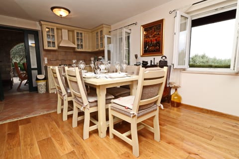 House Pelegrin - Unit 370532-13