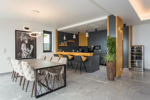Villa Titanium - Unit 370633-13