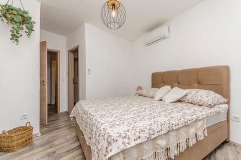 Apartment Nedjeljka - Unit 370629-13