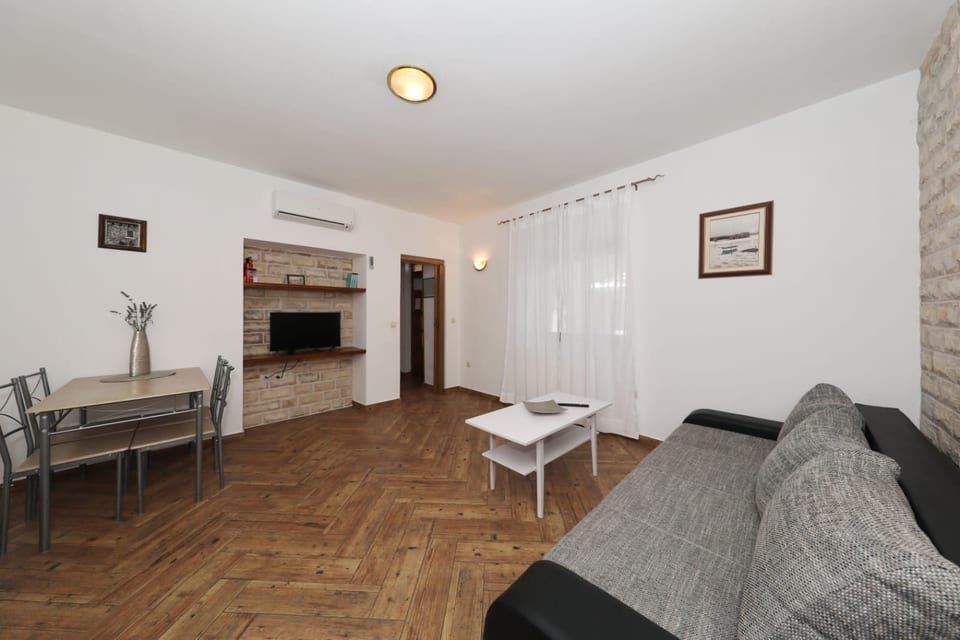 House Stratus - Unit 370636-13