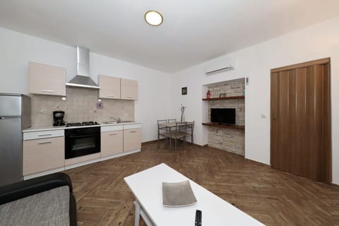 House Stratus - Unit 370636-13