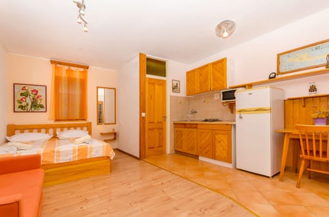 Apartments Verdun - Unit 370668-13