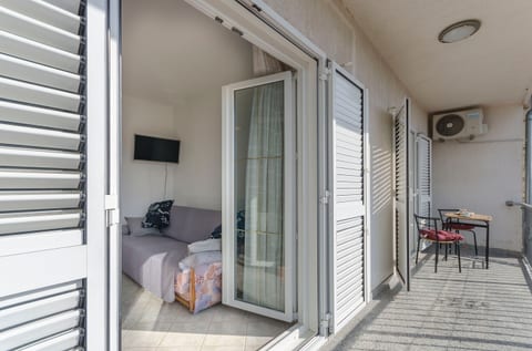 Apartments Jopa - Unit 370700-13
