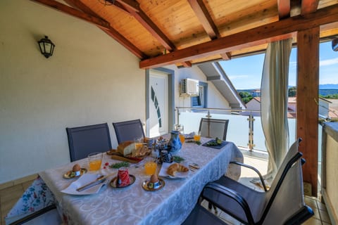 Apartments Mirjana T. - Unit 370705-13