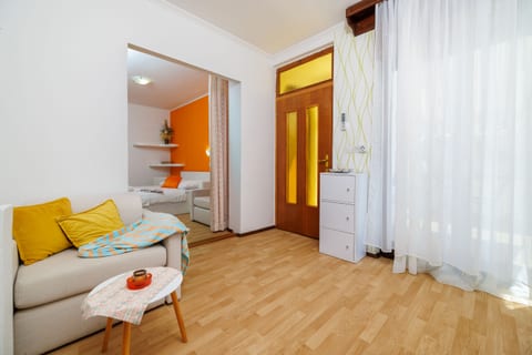 Apartments Mirjana T. - Unit 370706-13