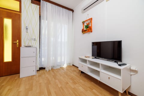 Apartments Mirjana T. - Unit 370706-13