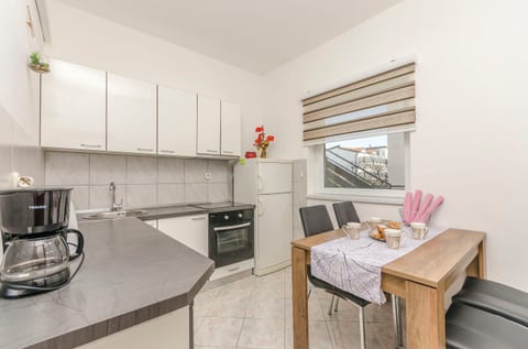 Apartment Jopa2 - Unit 370709-13