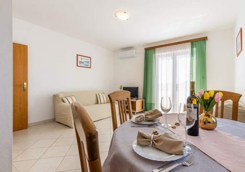 Apartments Ana-Marija - Unit 370723-13