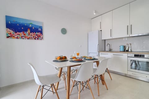 House Rosemary - Unit 370730-13