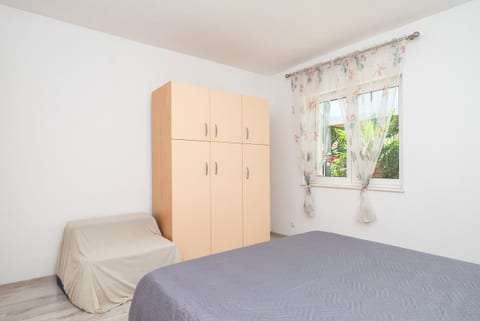 Apartments and Room Sanja - Unit 370745-13