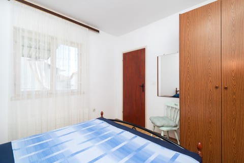 Apartments and Room Sanja - Unit 370746-13