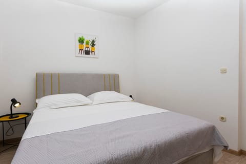 Apartments Ivanka - Unit 370849-13