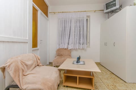 Apartments Dragica - Unit 370776-13