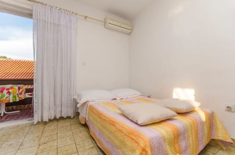 Apartments Dragica - Unit 370776-13