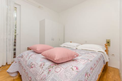 Apartments Dragica - Unit 370776-13